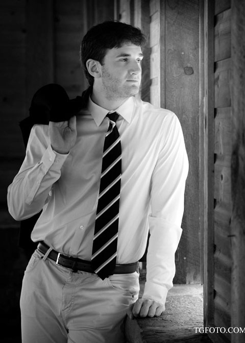 class of 26, senior pictures, bw, black and white, special, sale, affordable, natural, classic